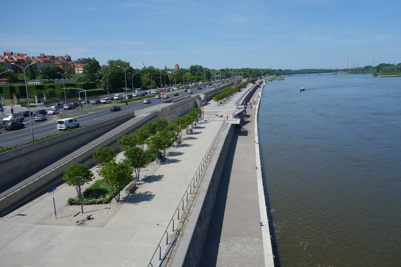 Floden Vistula från Śląsko-Dąbrowski-bron, Warszawa.