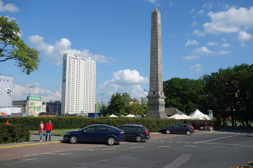 Monument vid Palace of Culture and Science, Warszawa.