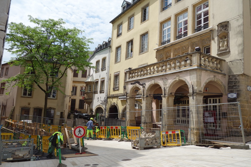 Gatuscen i Luxemburg city.