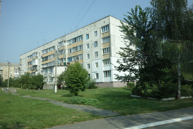 Bostadshus i samhället Ivankiv med drygt 10 000 invånare 5-6 mil söder om Tjernobyl.