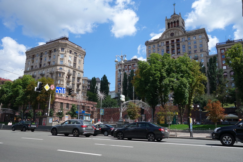 Arkitektur längs gatan Khreschatyk, Kyiv.