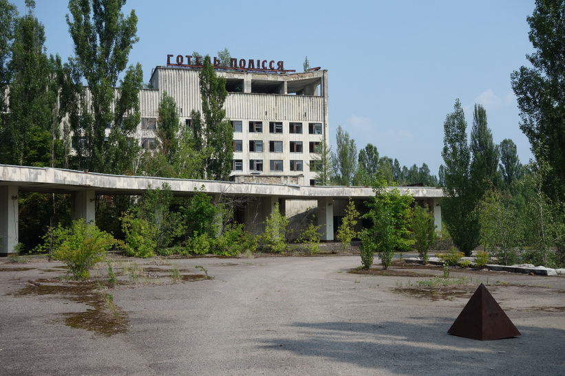 Hotel Polissya i centrala Pripyat.