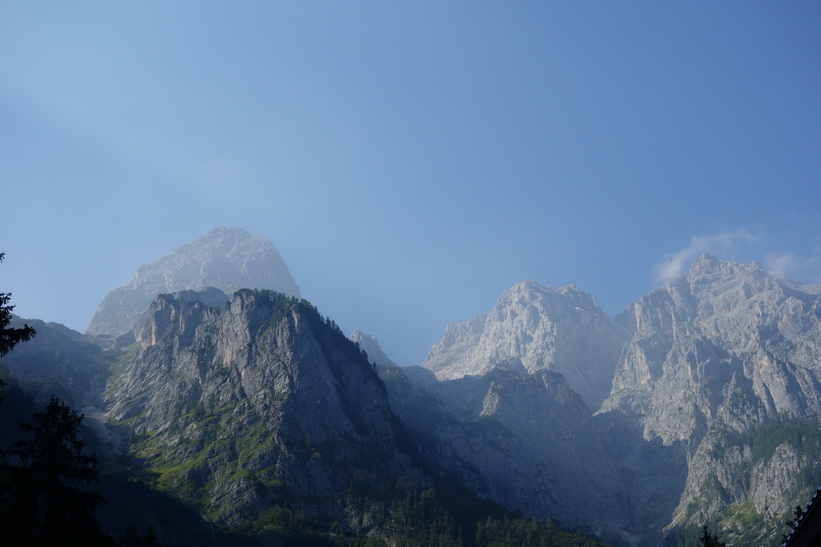 Julianska alpernas högsta berg Škrlatica med sina 2740 meter över havet.