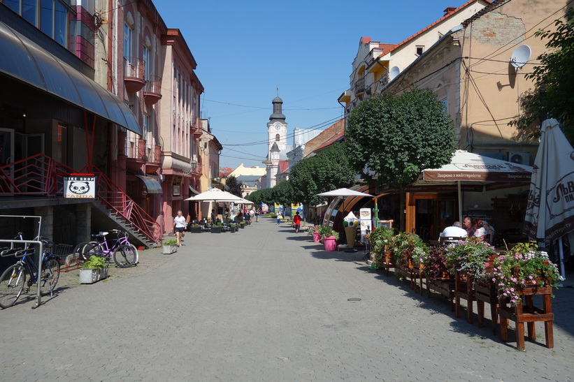 Gågata i centrala Uzhhorod.