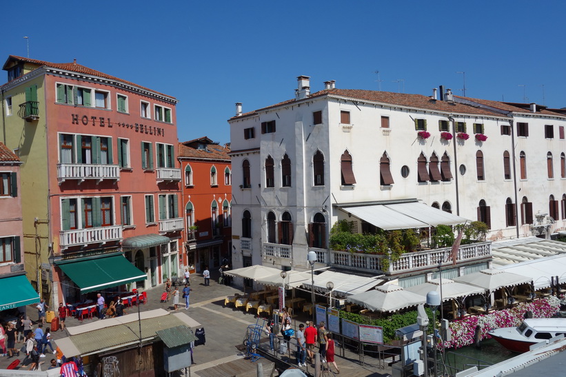 Arkitekturen längs gatan Rio Terà Lista di Spagna, Venedig.