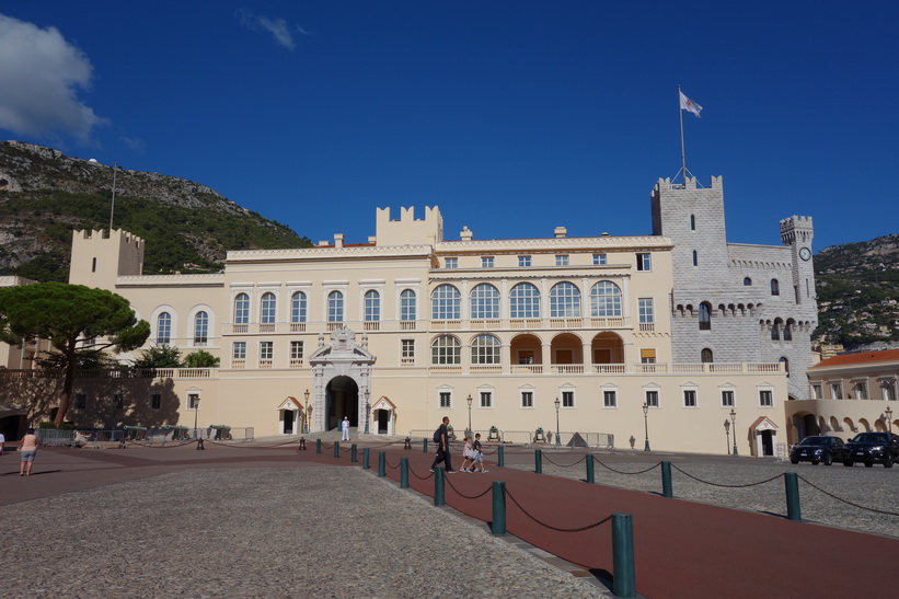 Prinspalatset (Palais Princier), Grimaldifamiljens officiella residens sedan 1297, Monaco.