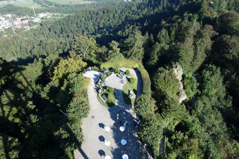 Utsikten från utsiktstornet på toppen av Uetliberg, Zürich.