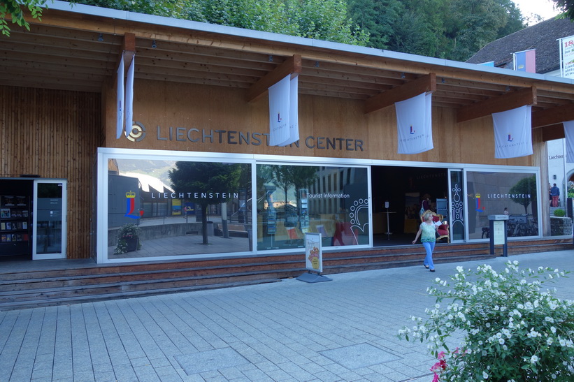 Liechtenstein center, turistinformationen i centrala Vaduz.