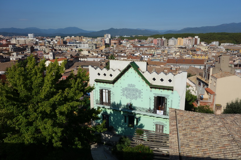 Utsikt över Girona från stadsmuren.