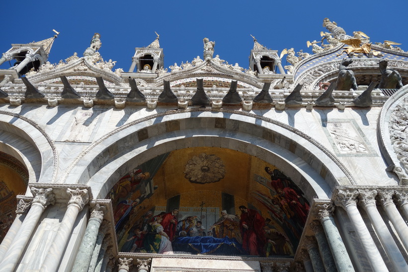 Del av Basilica di San Marco, Markusplatsen, Venedig.