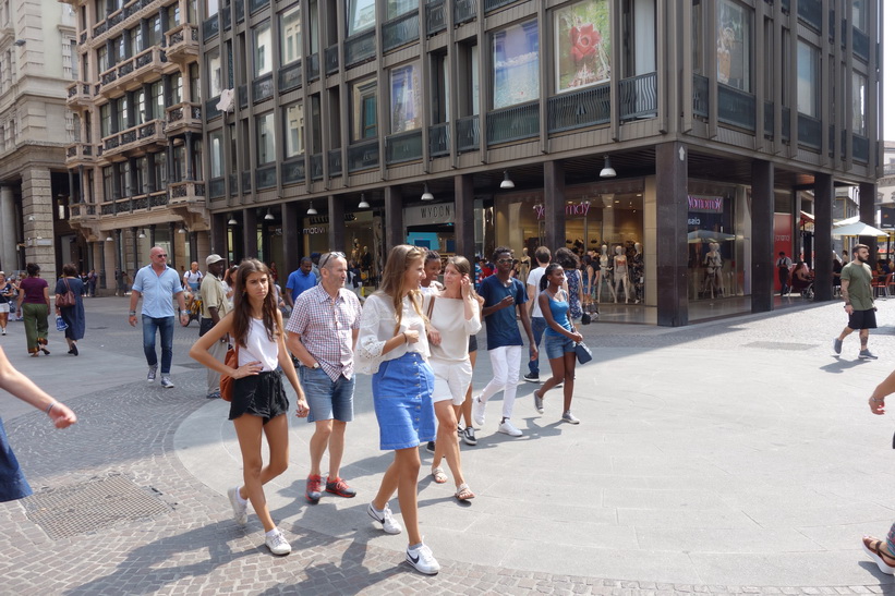 Gågatan Corso Vittorio Emanuele II, Milano.