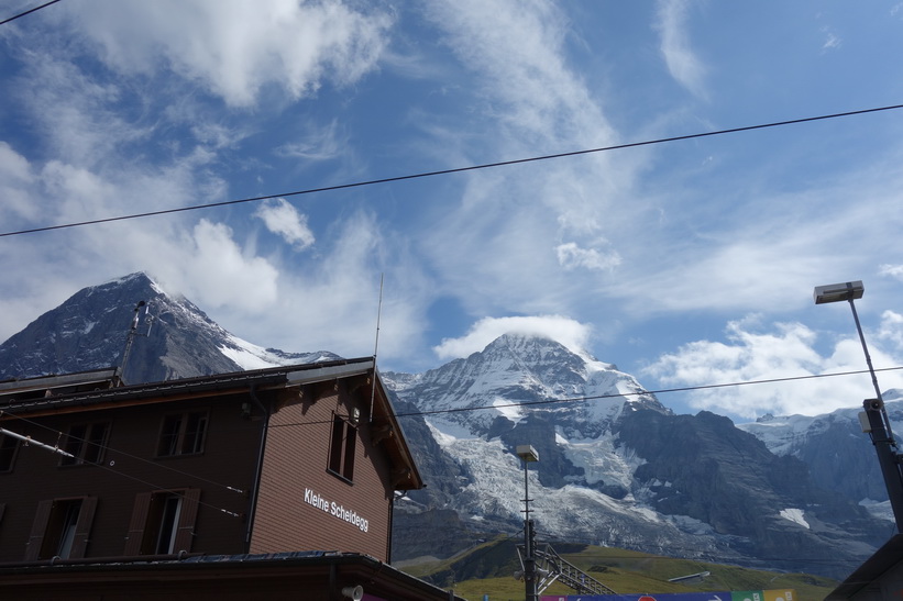 135-Tillbaka nere i Kleine Scheidegg där jag byter till ett tåg mot Lauterbrunnen.