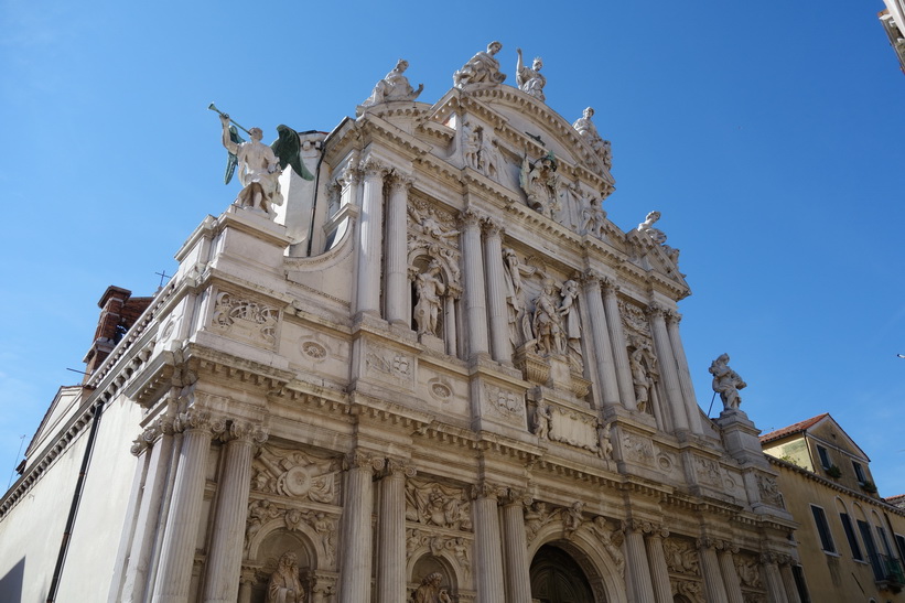 Den katolska kyrkan Santa Maria del Giglio, Venedig.