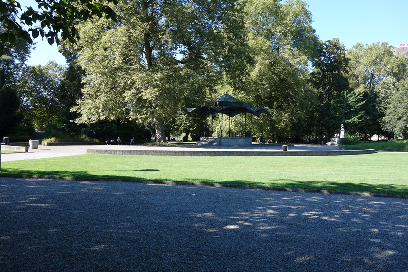 Platzspitz park, den gamla heroinparken i centrala Zürich.