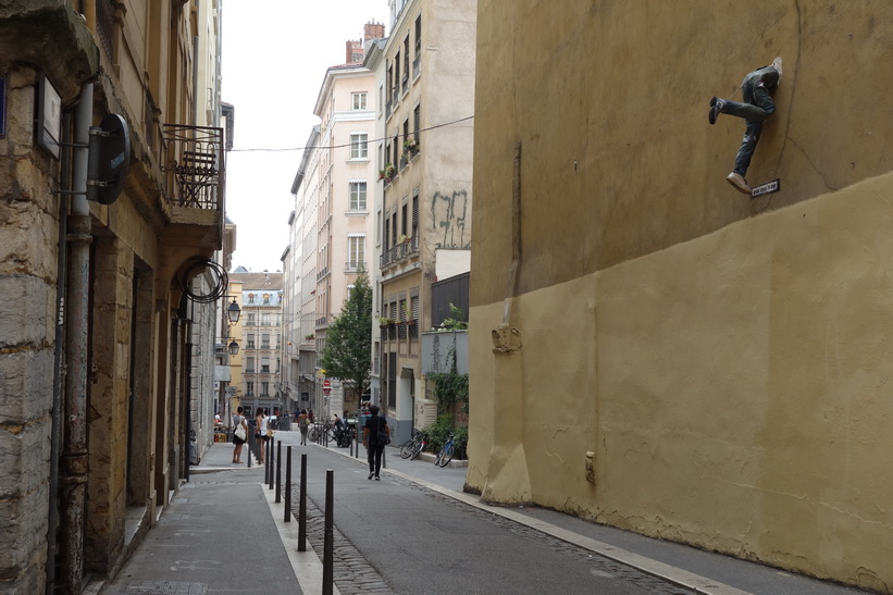 Gatuscen längs Rue de l'Abbé Rozier, Lyon.