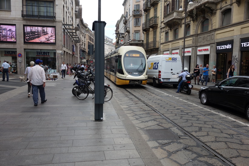 Spårvagn i centrala Milano.