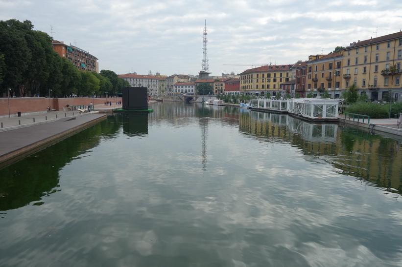 Mysiga stadsdelen Navigli, Milano.