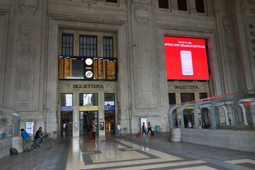 Den fantastiska centralstationen i Milano.