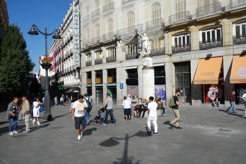 Plaza de la Puerta del Sol, Madrid.