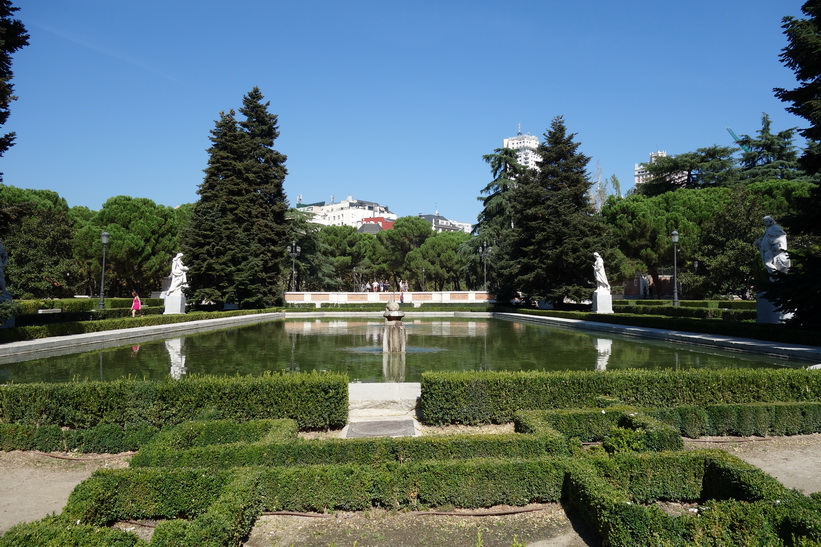 Jardines De Sabatini, Madrid.