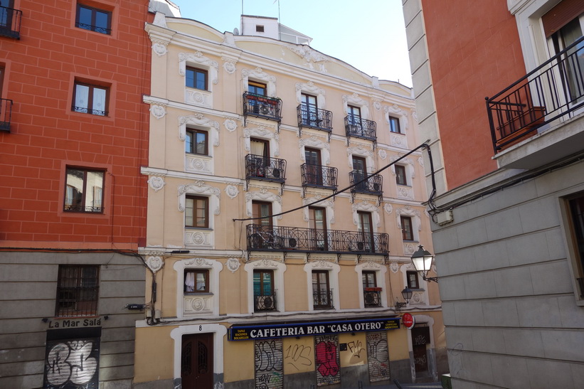 Gatuscen i centrala Madrid.