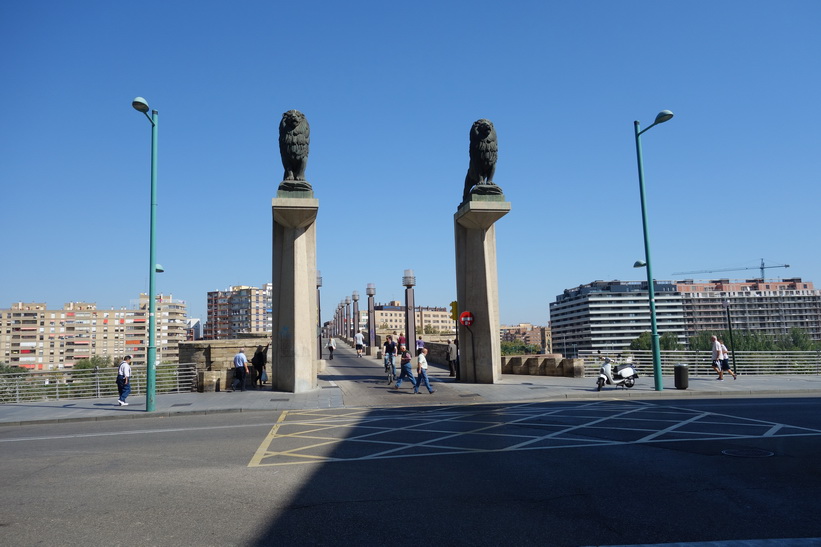 Puente de Piedra, Zaragoza.