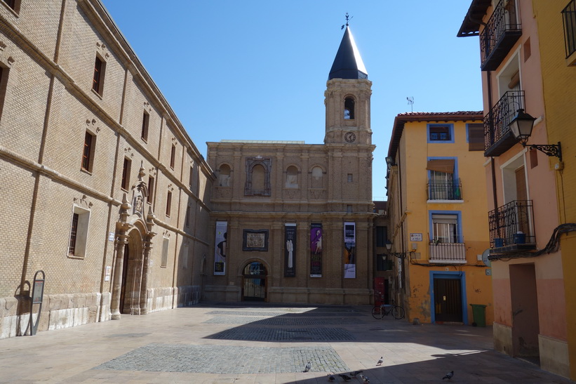 Gatuscen i gamla staden, Zaragoza.