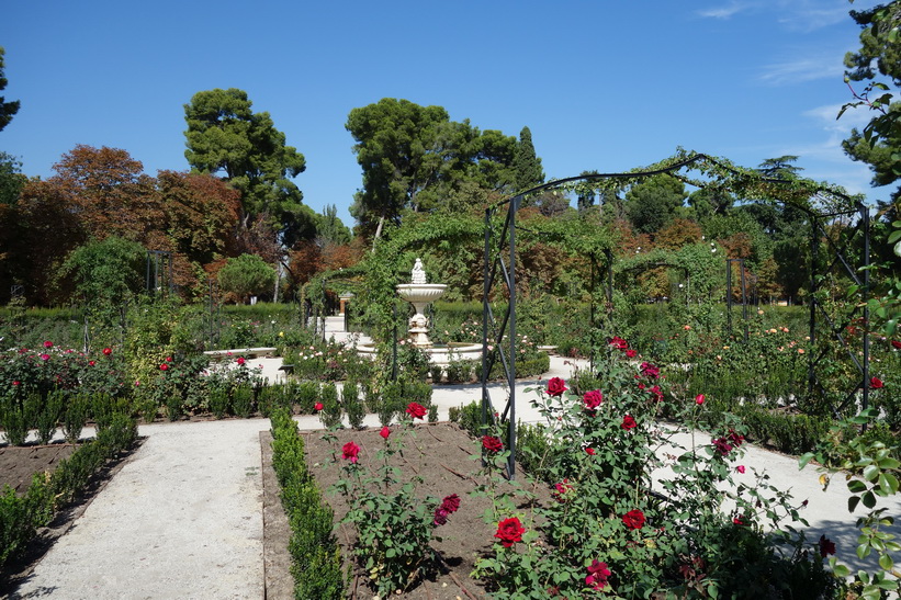 La Rosaleda, Parque de El Retiro, Madrid.