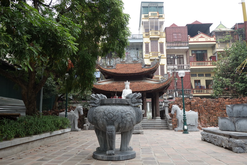 Hai Ba Trung-templets tempelgård, Hanoi.