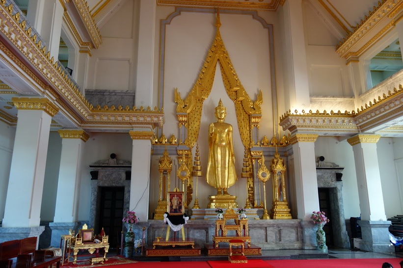 Inne i Wat Sothorn Wararam Worawiharn, Chachoengsao.