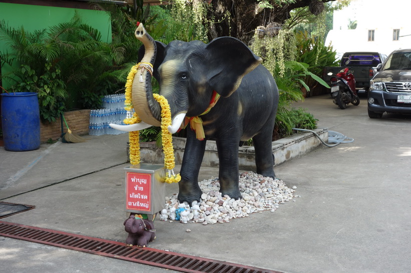 Wat Saman Rattanaram, Chachoengsao.