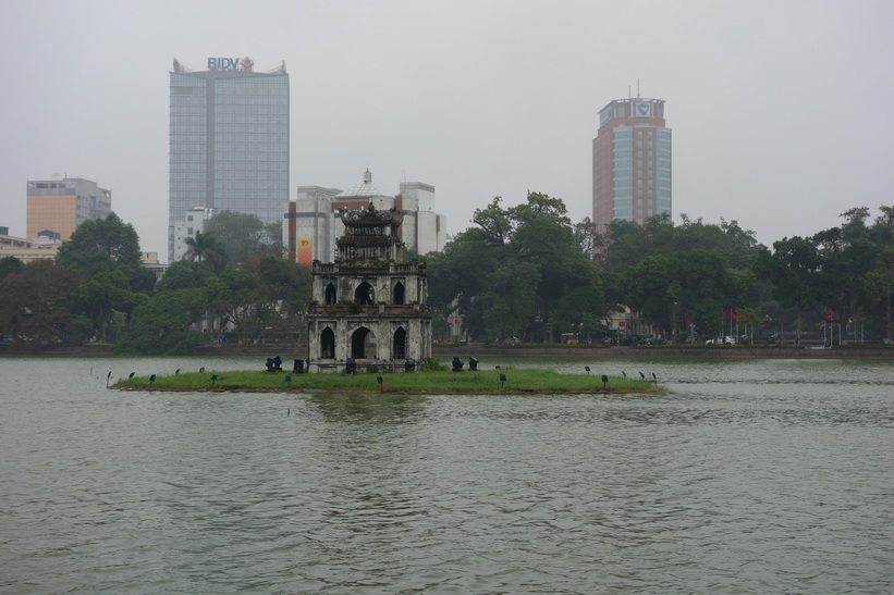 Turtle Tower (Tháp Rùa på vietnamesiska), Hoan Kiem-sjön, Hanoi.