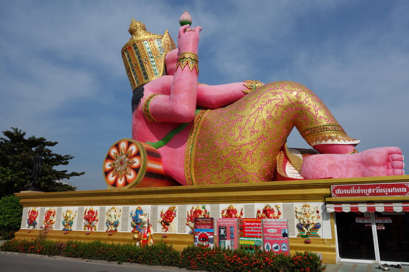 Världens största liggande Ganesh sedd bakifrån, Wat Saman Rattanaram, Chachoengsao.