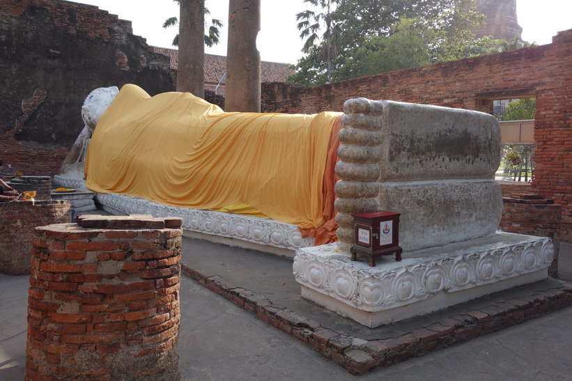 Den liggande Buddhan vid templet Wat Yai Chai Mongkhol, Ayutthaya.