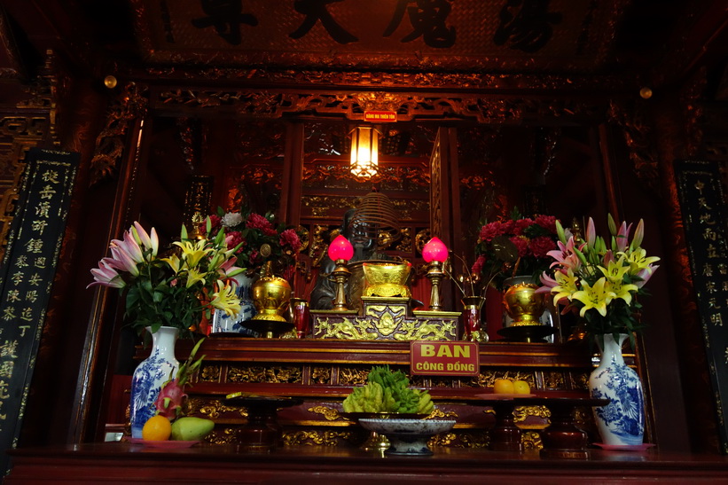 Quán Thánh Temple, Hanoi.