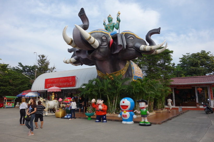 Wat Saman Rattanaram, Chachoengsao.