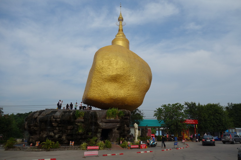 Wat Saman Rattanaram, Chachoengsao.