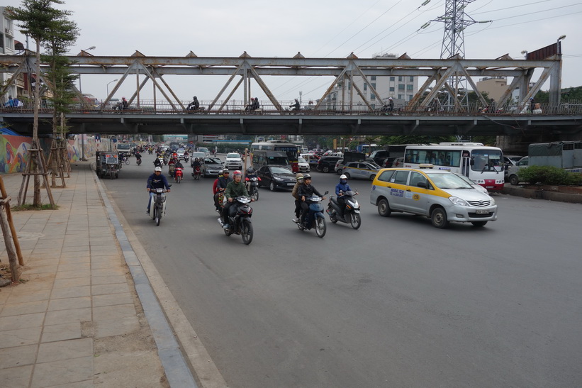 Long Biên. Bron som amerikanerna bombade många gånger under kriget, Hanoi.