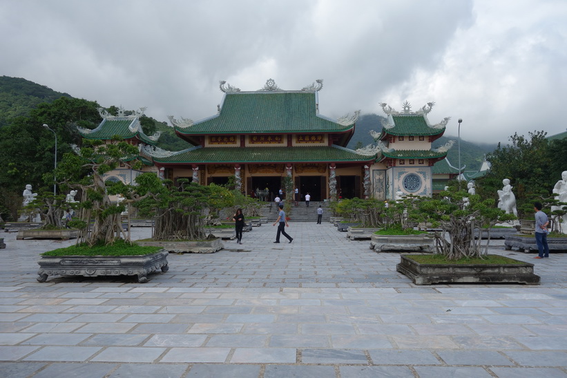 Chùa Ling Ung – Bãi Bụt-templet, Da Nang.