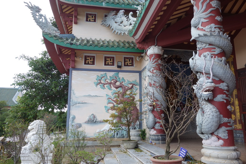 Chùa Ling Ung – Bãi Bụt-templet, Da Nang.